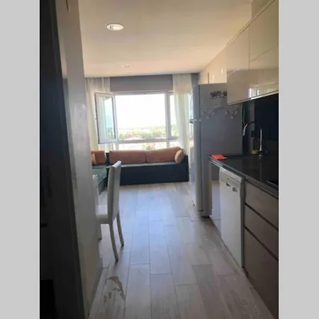 Havuz olanığana sahip güzel daire * Antalya